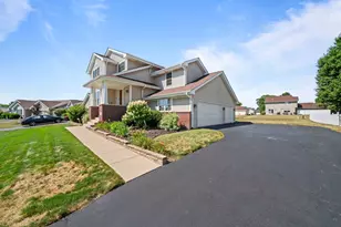 12138 Paisley Dr, Loves Park, IL 61111 - Photo 4