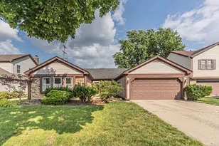 5 Newtown Ct, Buffalo Grove, IL 60089 - Photo 1