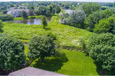 3930 Peartree Drive, Lake in the Hills, IL 60156 - Photo 32