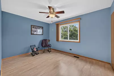 3930 Peartree Drive, Lake in the Hills, IL 60156 - Photo 22