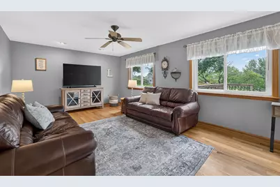 3930 Peartree Drive, Lake in the Hills, IL 60156 - Photo 12