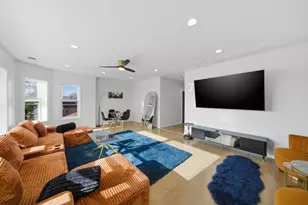 7435 S Euclid Ave, Chicago, IL 60649 - Photo 8
