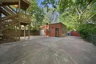 7435 S Euclid Ave, Chicago, IL 60649 - Photo 30
