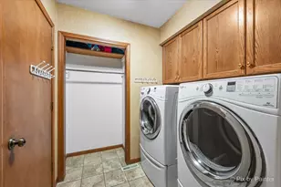 592 Partridge Dr, West Chicago, IL 60185 - Photo 18