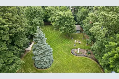 5709 Lenox Road, Lisle, IL 60532 - Photo 40