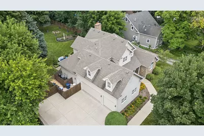 5709 Lenox Road, Lisle, IL 60532 - Photo 44