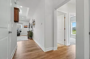 3916 Bay Cir, Champaign, IL 61822 - Photo 6
