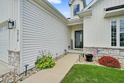 3916 Bay Circle #3916, Champaign, IL 61822 - Photo 4