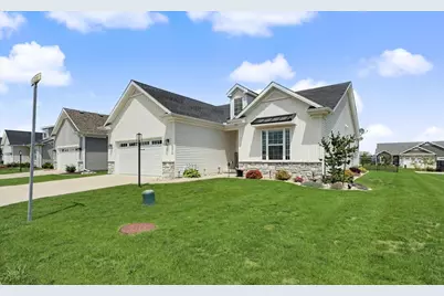 3916 Bay Circle #3916, Champaign, IL 61822 - Photo 2