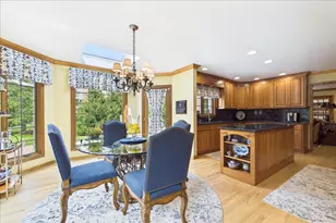 120 W Blackthorn Ln, Lake Forest, IL 60045 - Photo 12