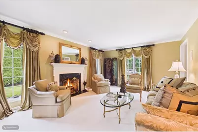 120 W Blackthorn Lane, Lake Forest, IL 60045 - Photo 6