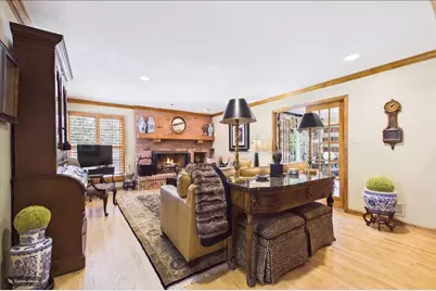 120 W Blackthorn Lane, Lake Forest, IL 60045 - Photo 8