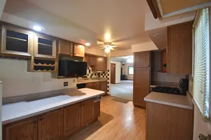 34W615 Illinois St, Saint Charles, IL 60174 - Photo 10