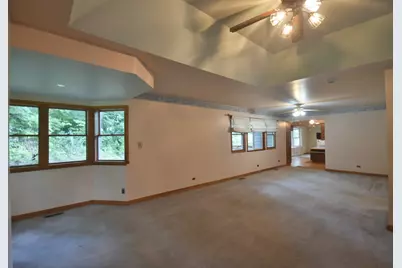 34W615 Illinois Street, Saint Charles, IL 60174 - Photo 8