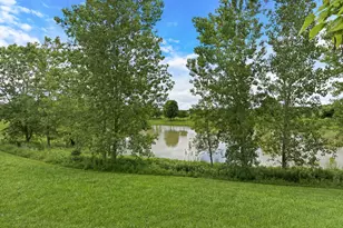 601 W Kristina Ln, Round Lake, IL 60073 - Photo 26