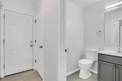 601 W Kristina Lane, Round Lake, IL 60073 - Photo 8