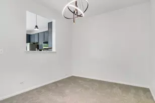 601 W Kristina Ln, Round Lake, IL 60073 - Photo 6