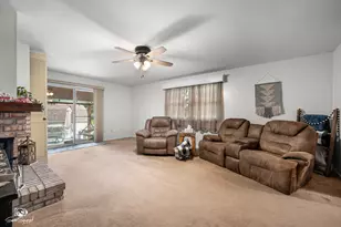 104 S Grundy St, Gardner, IL 60424 - Photo 8