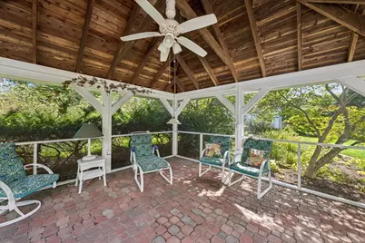27W215 Oakwood Street, Winfield, IL 60190 - Photo 32