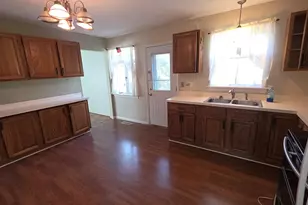 314 Sheridan St, Park Forest, IL 60466 - Photo 2