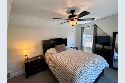 9439 S Saint Louis Avenue, Evergreen Park, IL 60805 - Photo 22