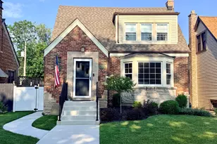 9439 S St Louis Ave, Evergreen Park, IL 60805 - Photo 2