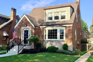 9439 S St Louis Ave, Evergreen Park, IL 60805 - Photo 1