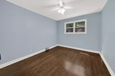 4933 S Lockwood Avenue, Chicago, IL 60638 - Photo 10