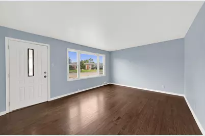 4933 S Lockwood Avenue, Chicago, IL 60638 - Photo 6