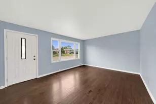 4933 S Lockwood Ave, Chicago, IL 60638 - Photo 6