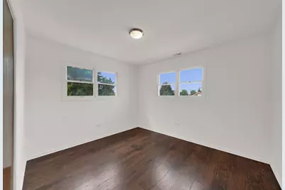 4933 S Lockwood Avenue, Chicago, IL 60638 - Photo 14
