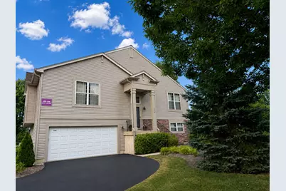 886 Cherry Creek Drive, Grayslake, IL 60030 - Photo 2
