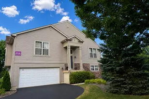 886 Cherry Creek Dr, Grayslake, IL 60030 - Photo 2
