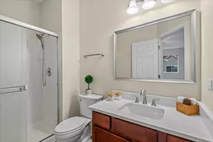 886 Cherry Creek Dr, Grayslake, IL 60030 - Photo 12