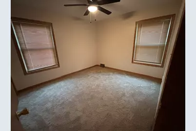471 S Center Avenue, Bradley, IL 60915 - Photo 8