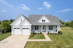 5879 Danielle Ln, Yorkville, IL 60560 - Photo 1