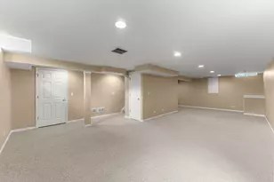 1256 Pennsbury Ln, Aurora, IL 60502 - Photo 34