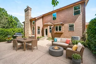 621 Sheffield Cir, Sugar Grove, IL 60554 - Photo 4