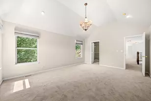 621 Sheffield Cir, Sugar Grove, IL 60554 - Photo 22