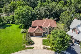 621 Sheffield Cir, Sugar Grove, IL 60554 - Photo 38