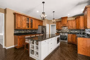 621 Sheffield Cir, Sugar Grove, IL 60554 - Photo 14