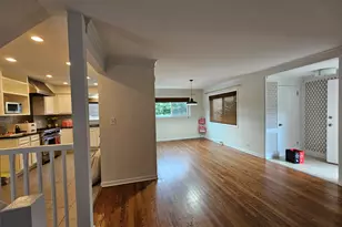 217 Dodge Ave, Evanston, IL 60202 - Photo 2