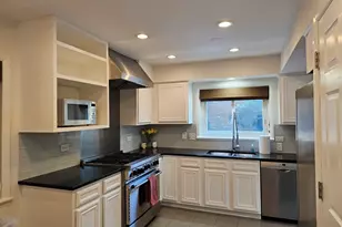 217 Dodge Ave, Evanston, IL 60202 - Photo 4