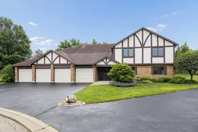 546 Banyon Lane #B, La Grange, IL 60525 - Photo 1