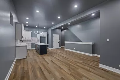 [Address not provided], Chicago, IL 60637 - Photo 10