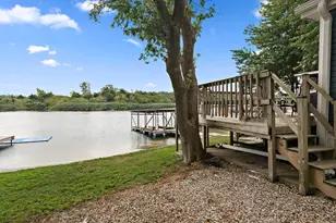 18530 W 3000 N Rd, Reddick, IL 60961 - Photo 6