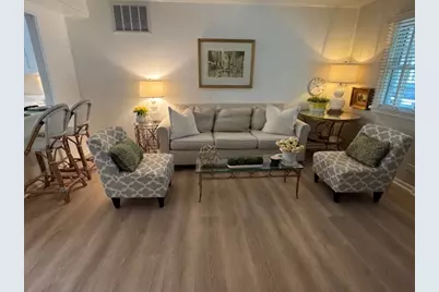 828 N Glenn Drive, Palatine, IL 60074 - Photo 2
