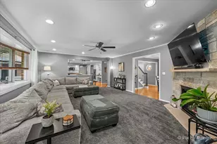 612 Rosedale Ave, Roselle, IL 60172 - Photo 18