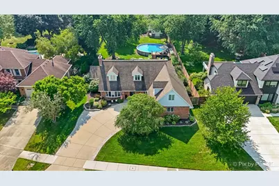 612 Rosedale Avenue, Roselle, IL 60172 - Photo 1