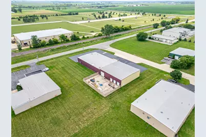 525 Chippewa Road, Harvard, IL 60033 - Photo 12